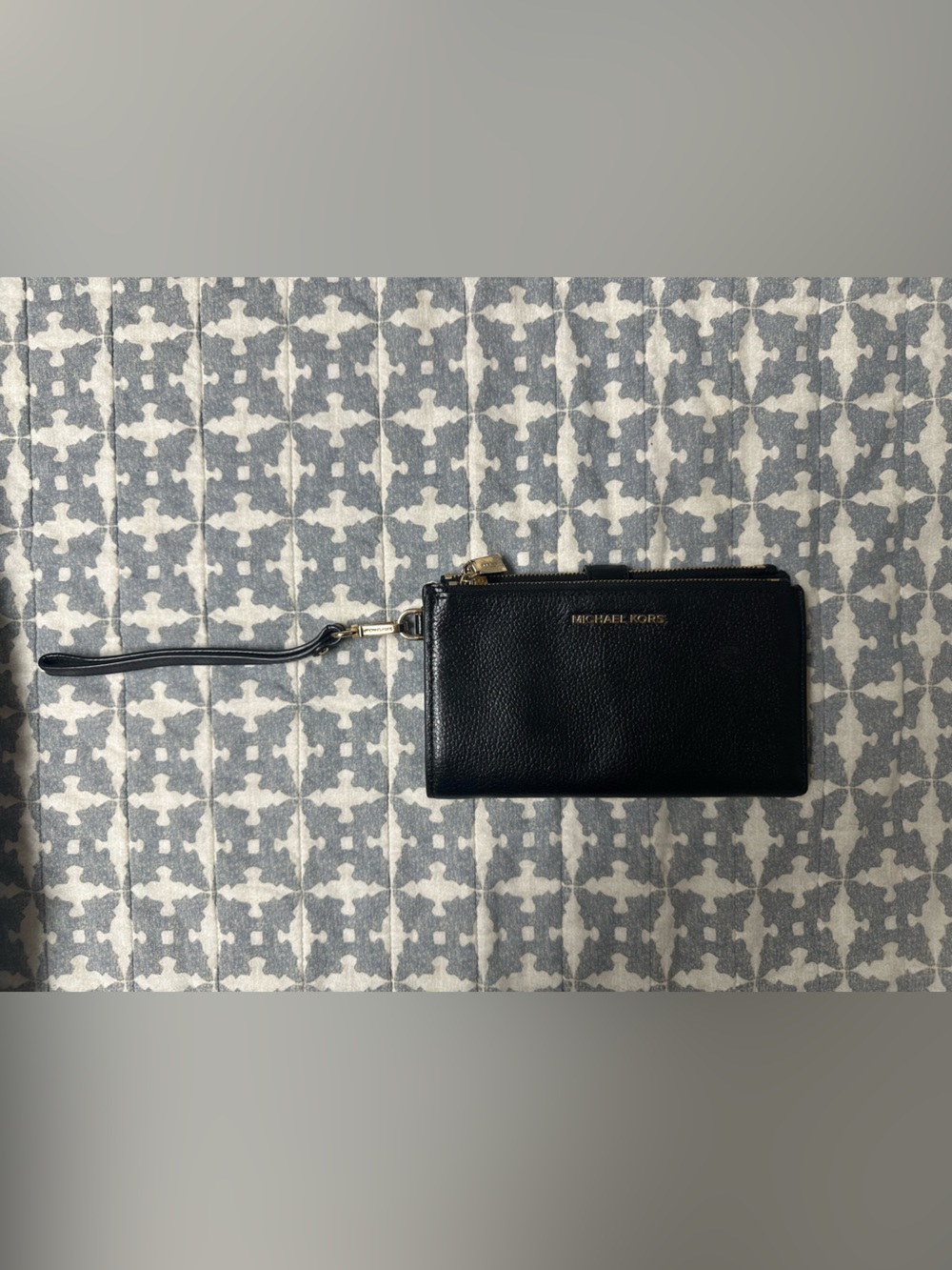 Michael Kors Wristlet